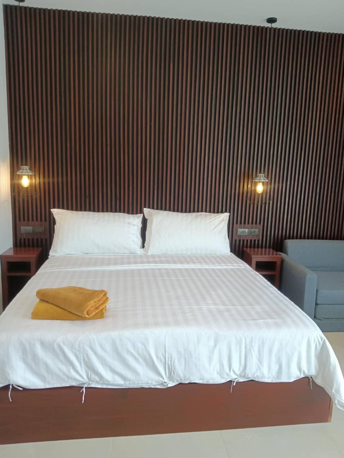 Beach House By Rose Massage Nai Thon Beach Luaran gambar